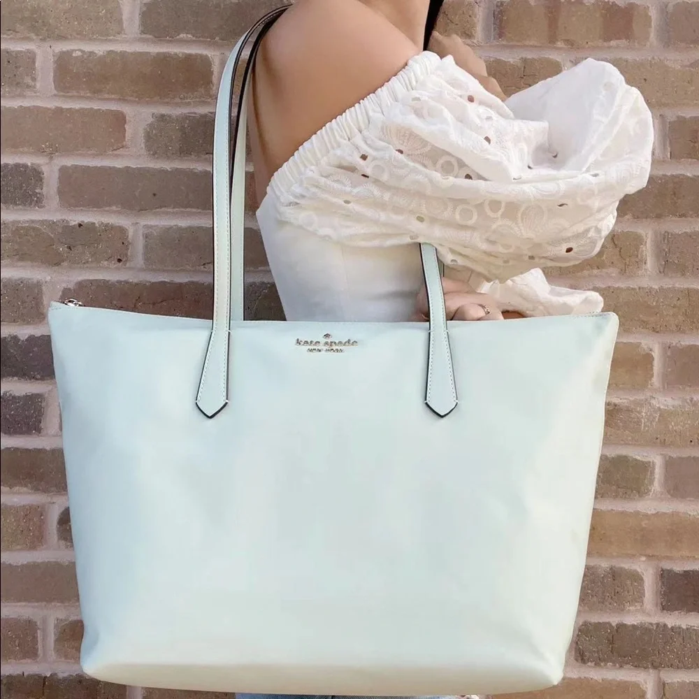 Kate Spade ♠️ Large Tote - Picture 2 of 4